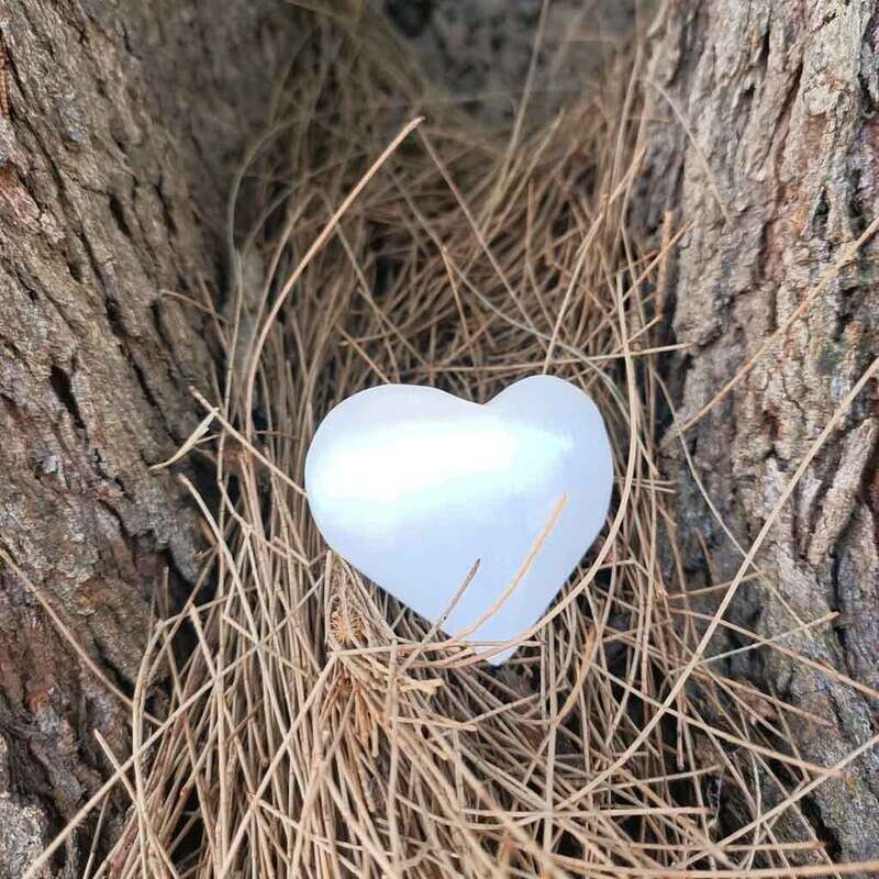 Corazón grande de selenita extra