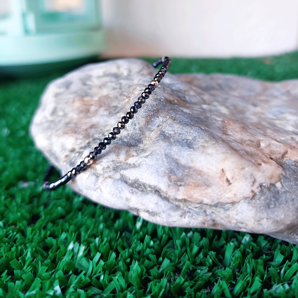 Pulsera de espinela negra en plata de ley 925