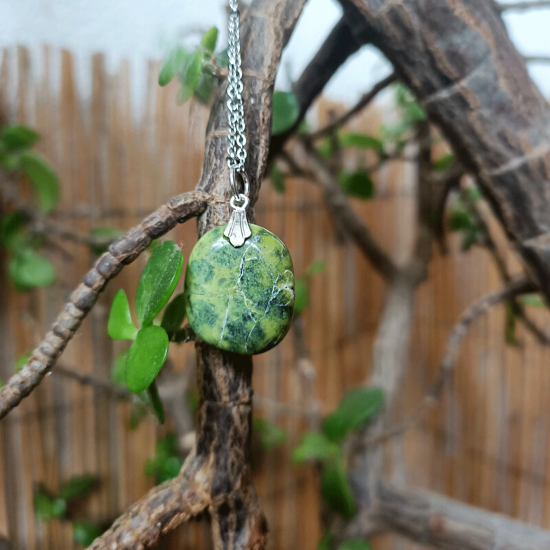 Colgante pragna de Atlantasita en plata de ley 925 Colgante pragna de Atlantasita en plata de ley 925