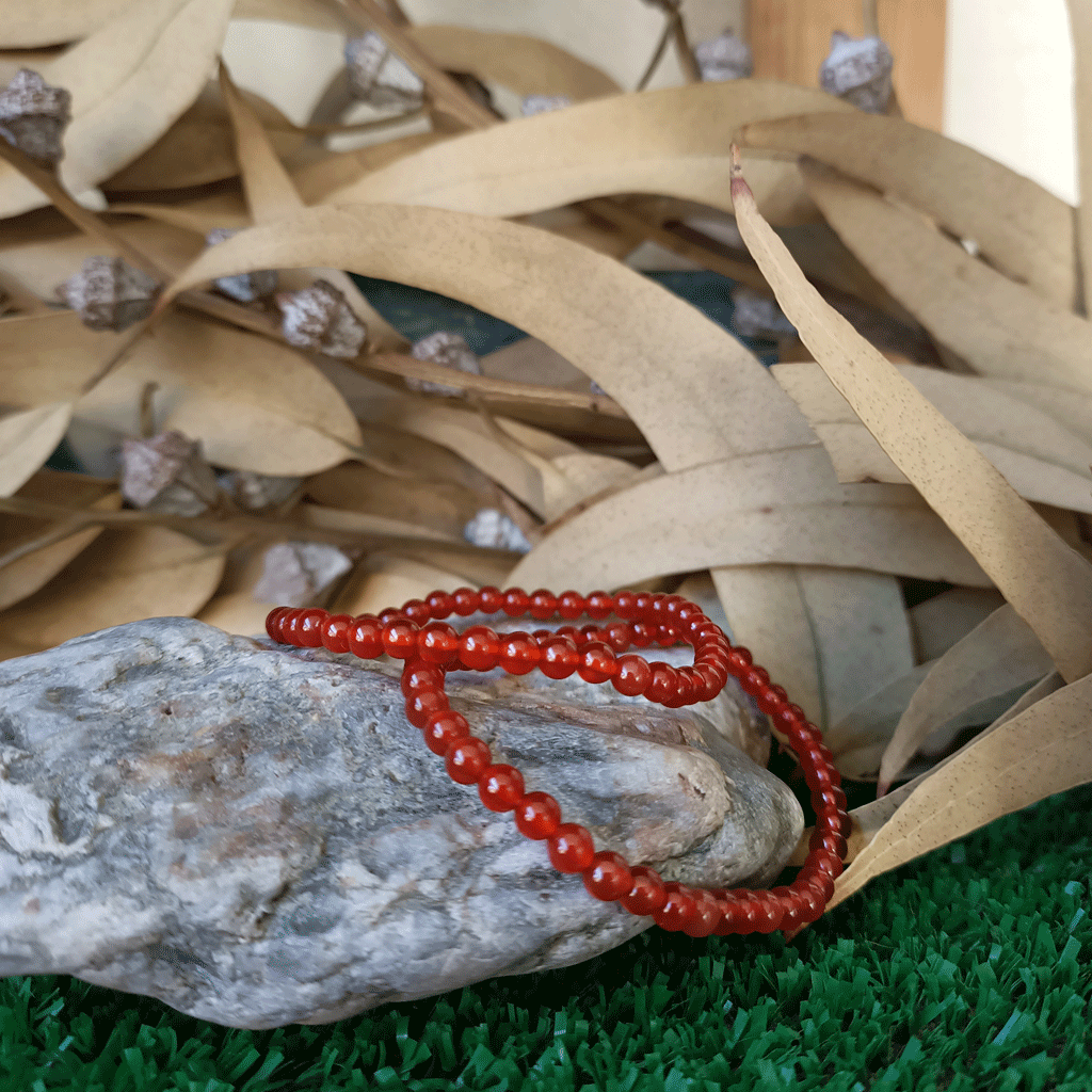 Pulsera elástica de Cornalina 4 mm.