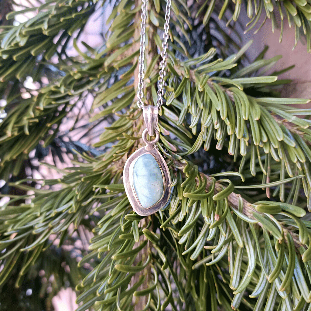 Colgante de Larimar  en plata de ley 925 piezas únicas