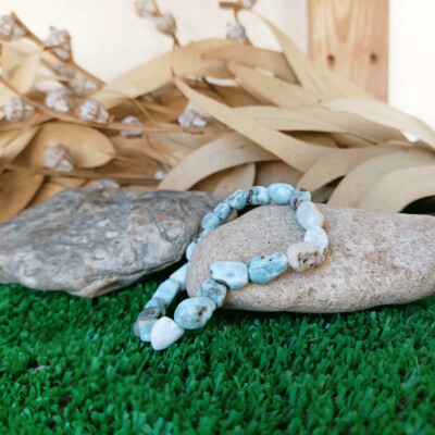 Pulsera irregular de larimar extra