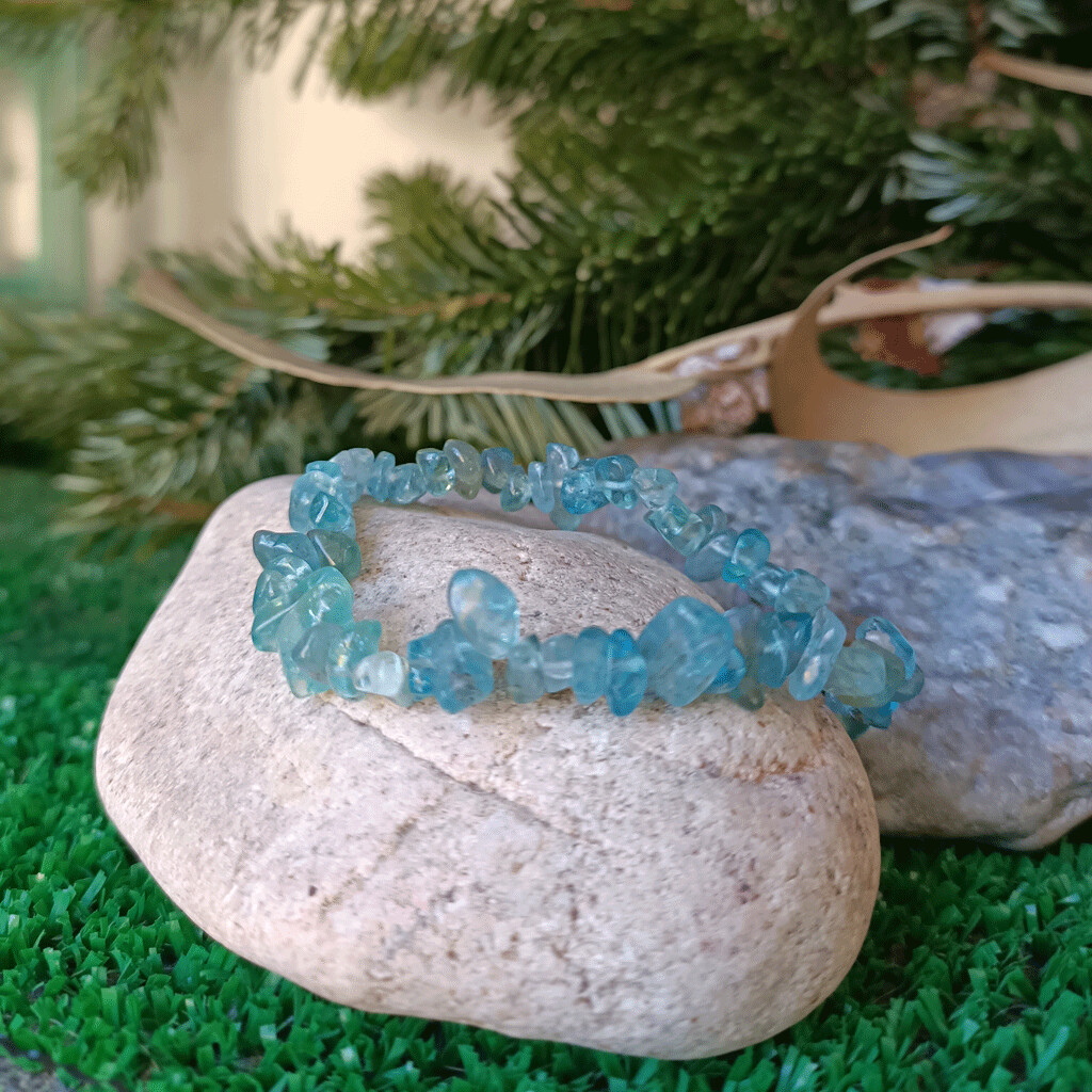 Pulsera chip de apatito azul cristalizado