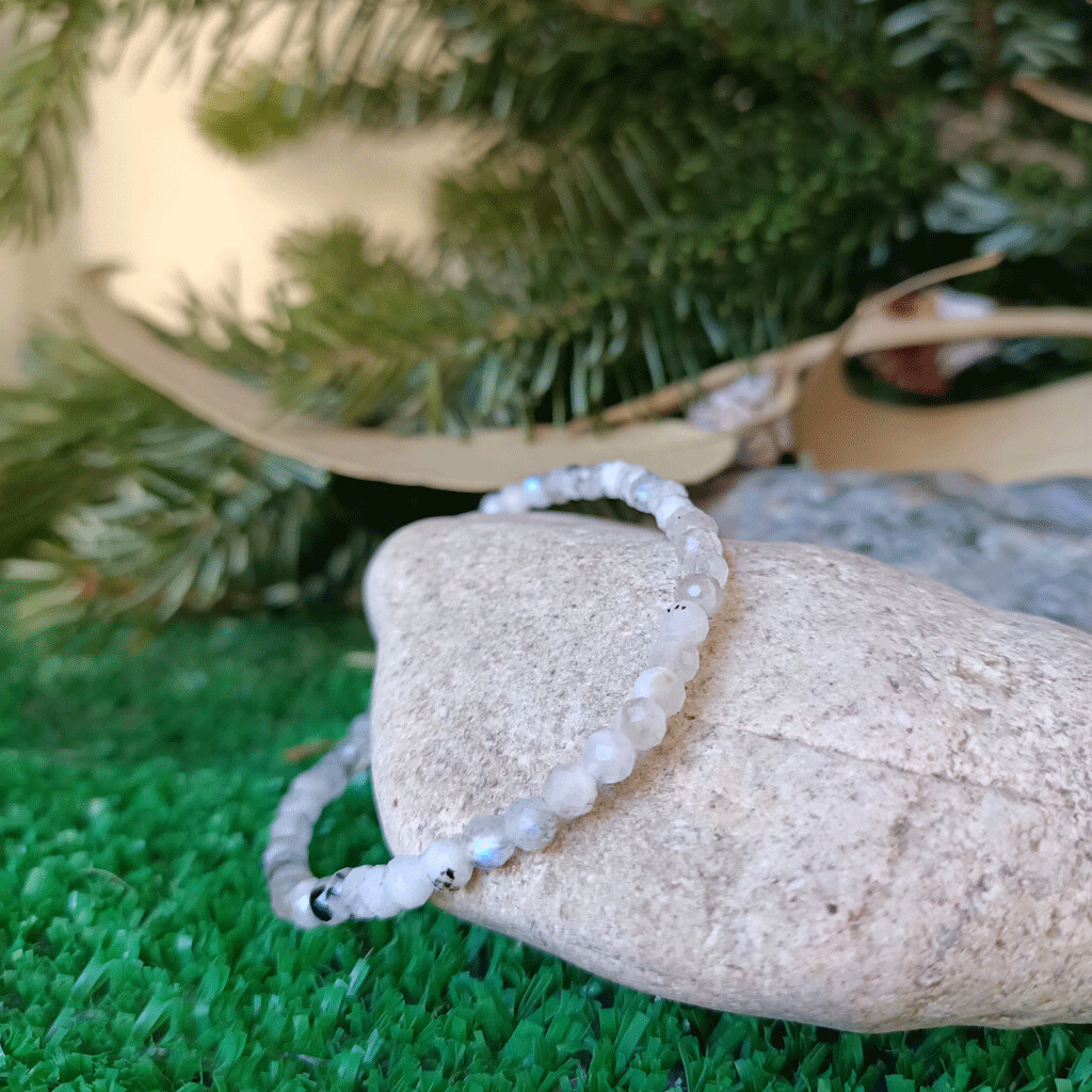 Pulsera de piedra luna extra tallada 4mm