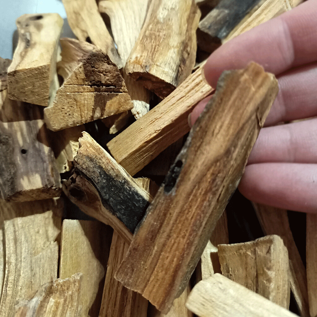 Palo santo irregular natural