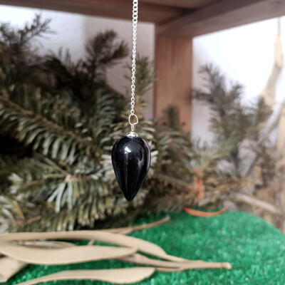 Péndulo gota de obsidiana negra