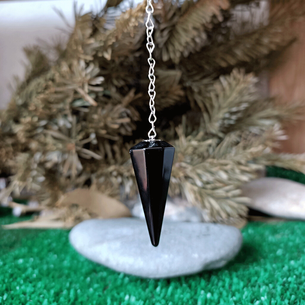 Péndulo facetado de obsidiana negra