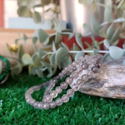 Pulsera de ágata gris tallada 4mm
