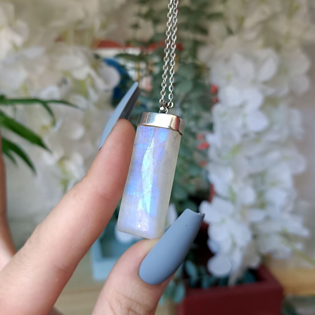Colgante luar de piedra luna extra en plata de ley 925