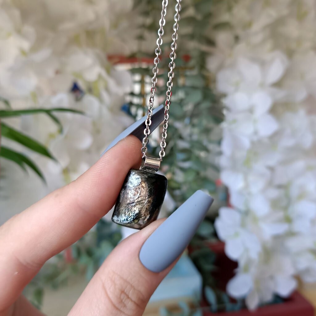 Colgante de moscovita en plata de ley 925