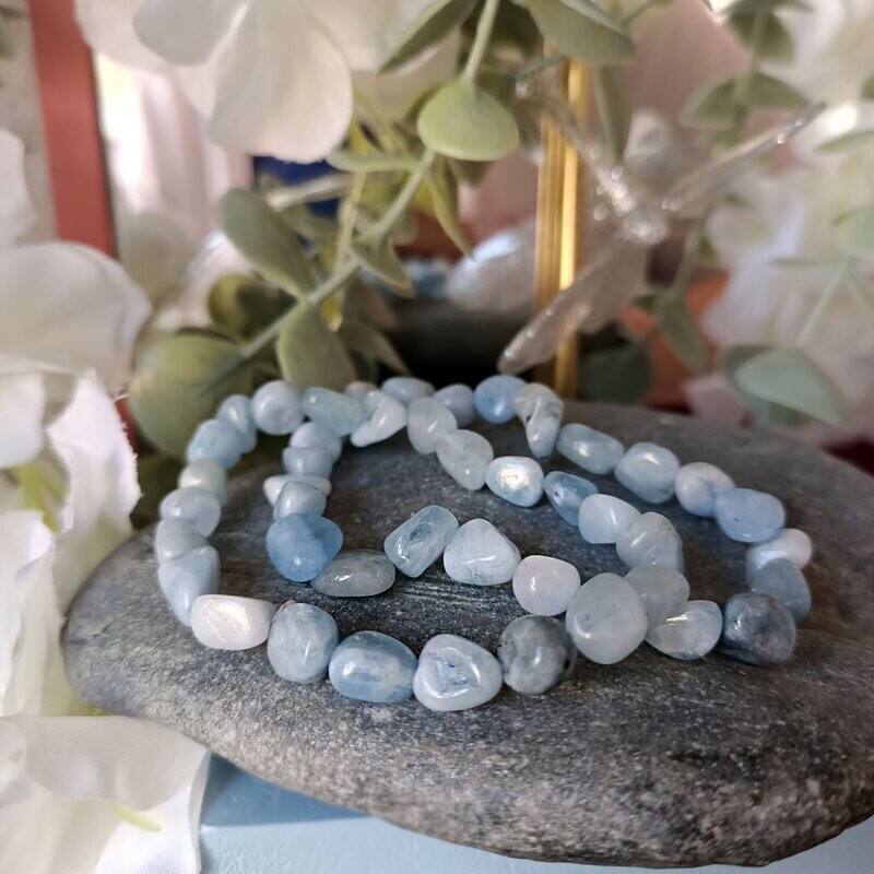Pulsera irregular de aguamarina extra