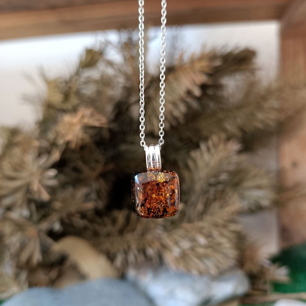Colgante de ámbar en plata de ley 925