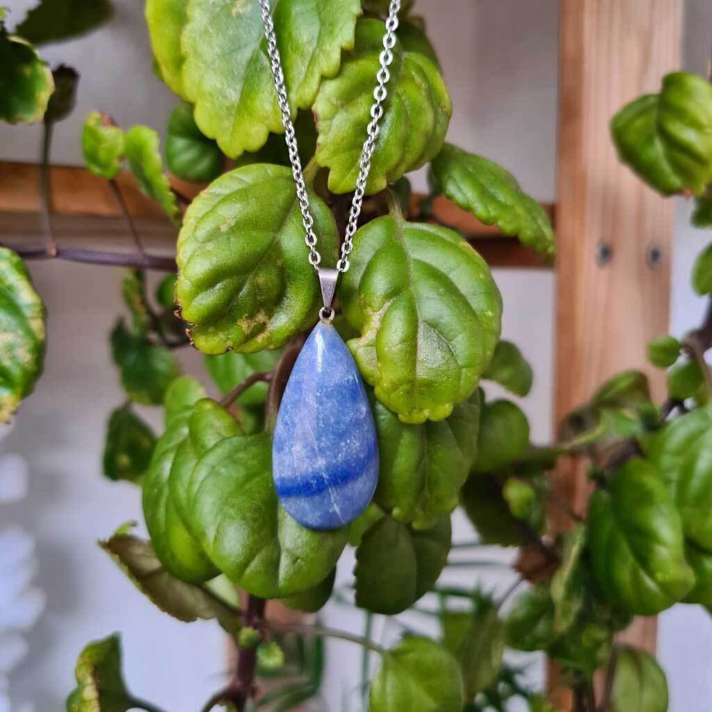 Colgante lágrima de cuarzo azul