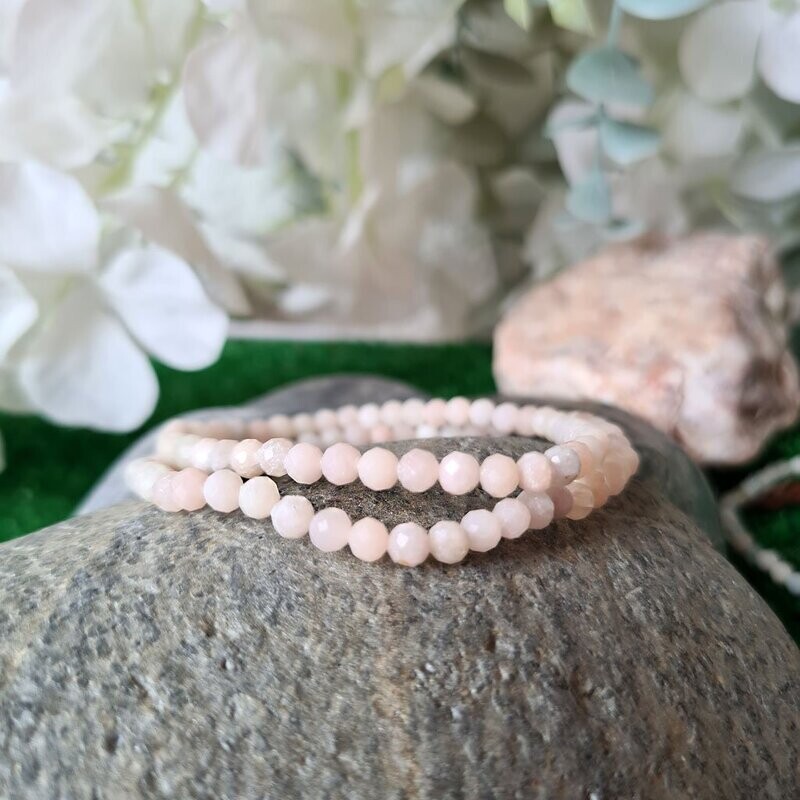Pulsera de ópalo rosa extra tallada 4mm
