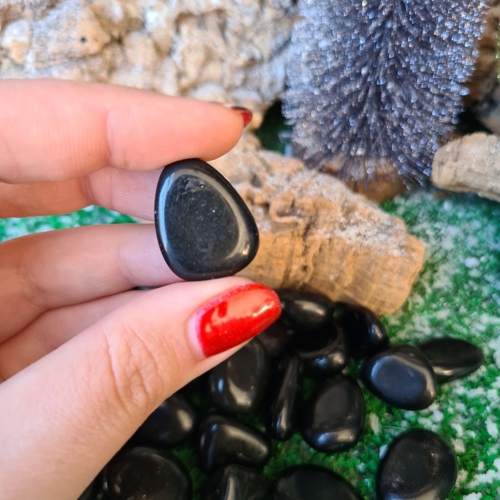 Rodado de Obsidiana Negra mediano