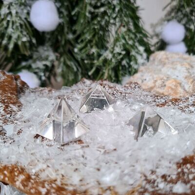 Pirámide de cristal de cuarzo 2 x 2