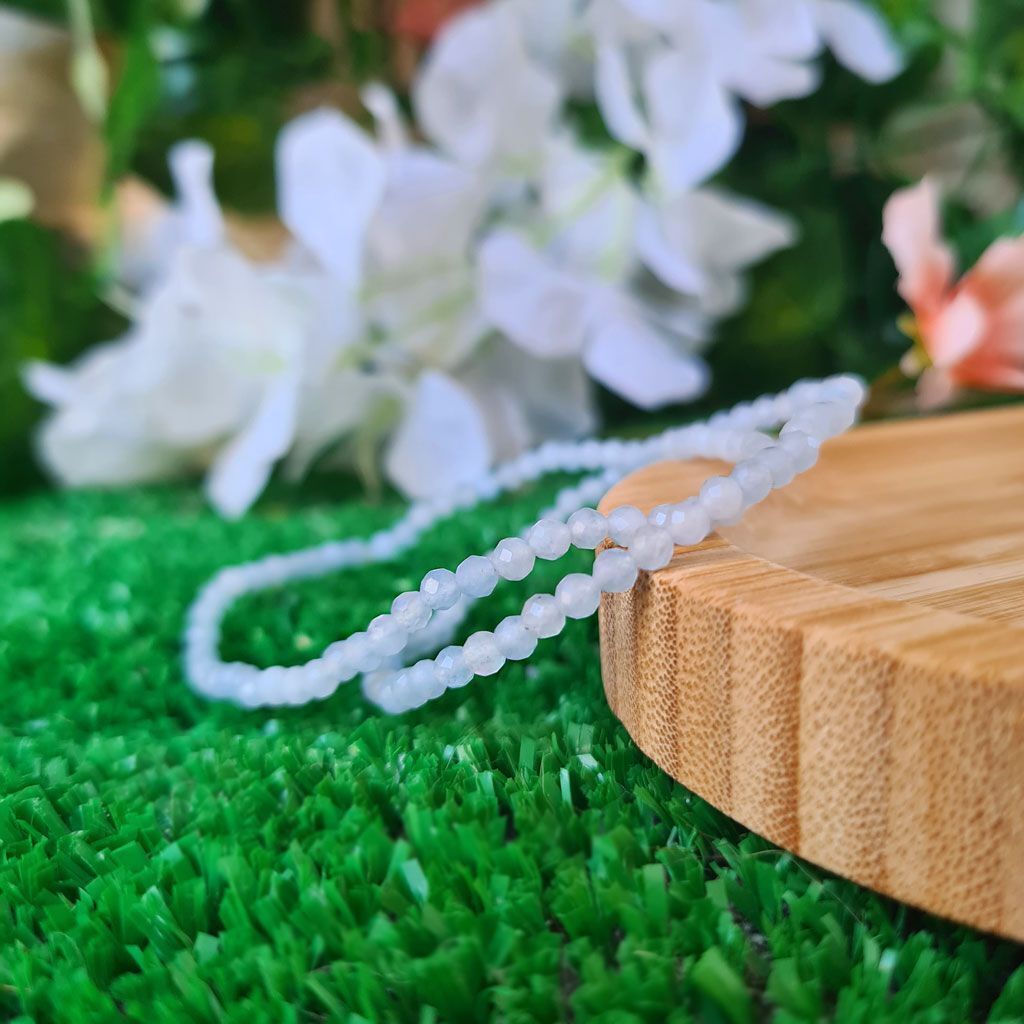 Pulsera elástica  de Aguamarina tallada extra 3 mm.