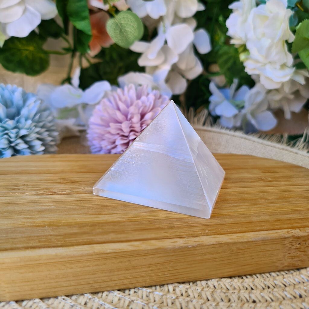 Pirámide de selenita