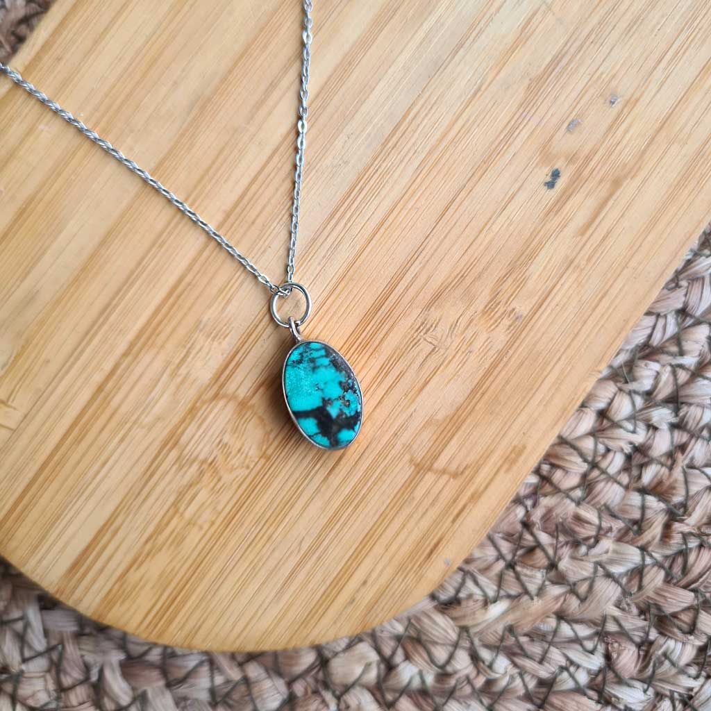 Colgante oval de Turquesa en plata de ley 925