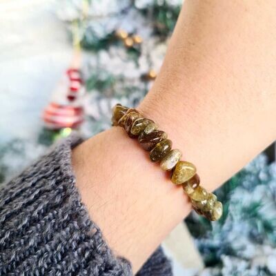 Pulsera chip de Andradita - Granate verde