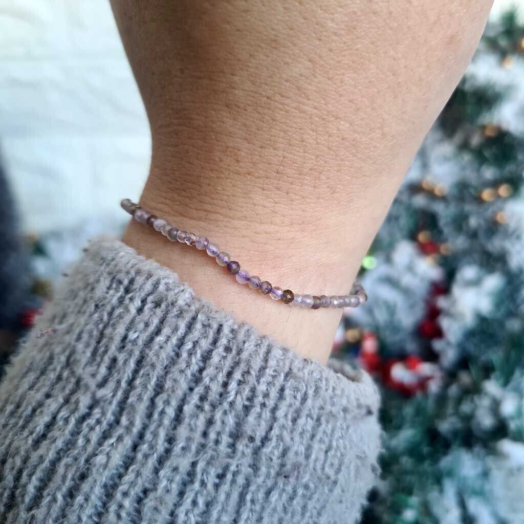 Pulsera tallada de amatista 2mm