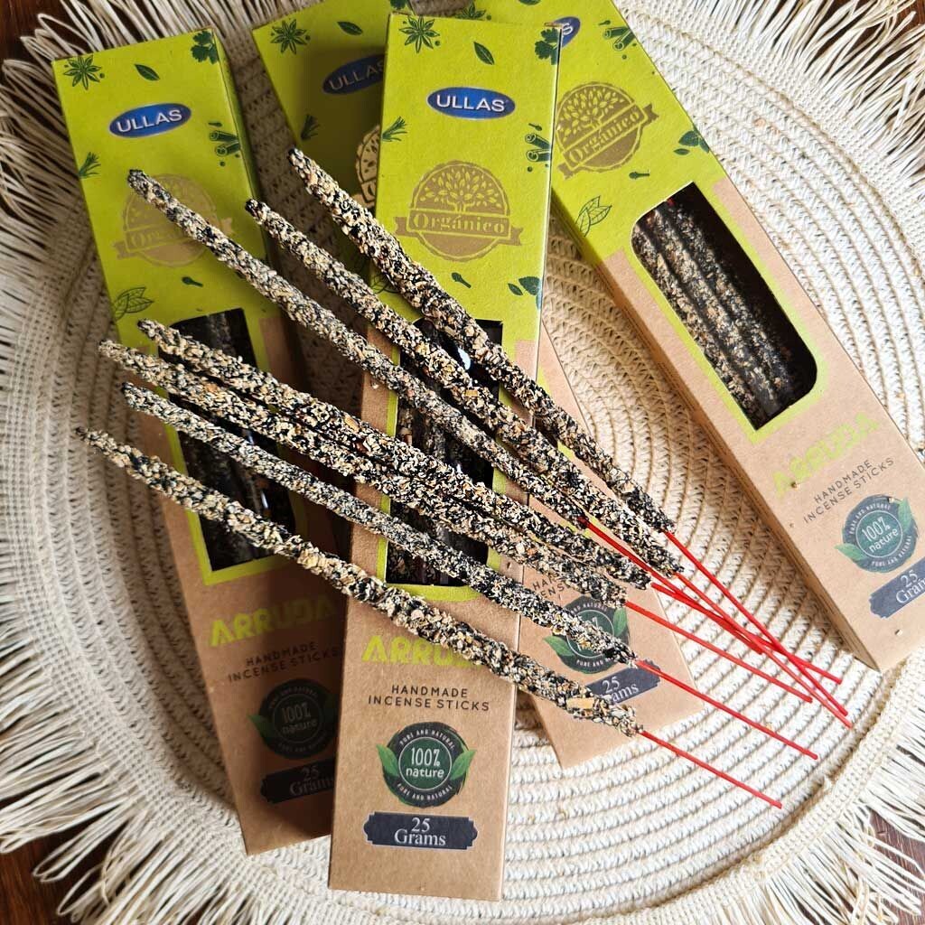 Caja de incienso natural hecho a mano de ruda