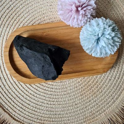 Shungit natural mediana