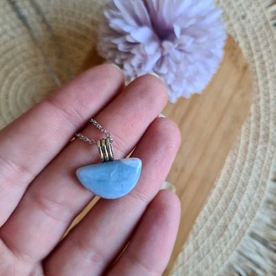 Colgante de ópalo azul en plata de ley 925