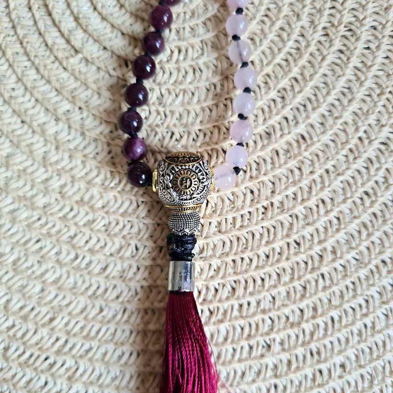 JAPA MALA TARA GRANATE