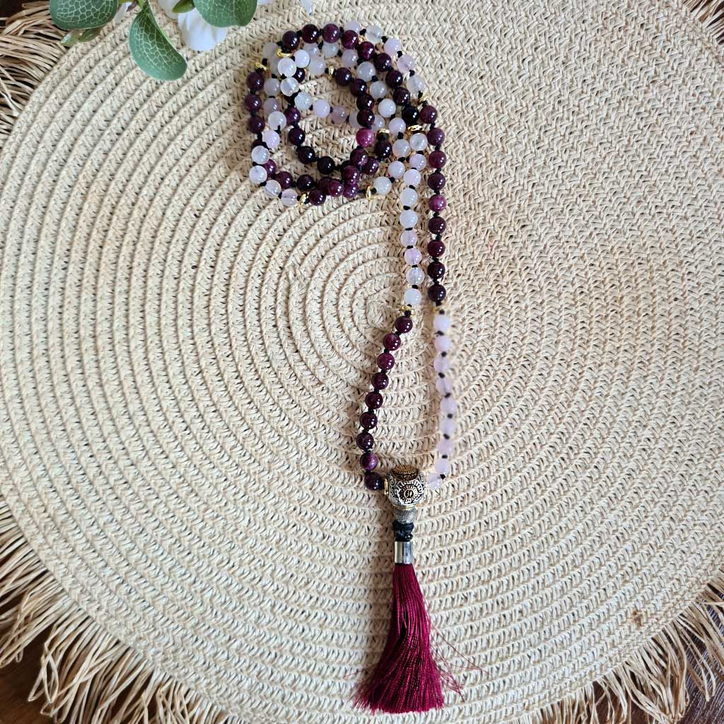 JAPA MALA TARA GRANATE