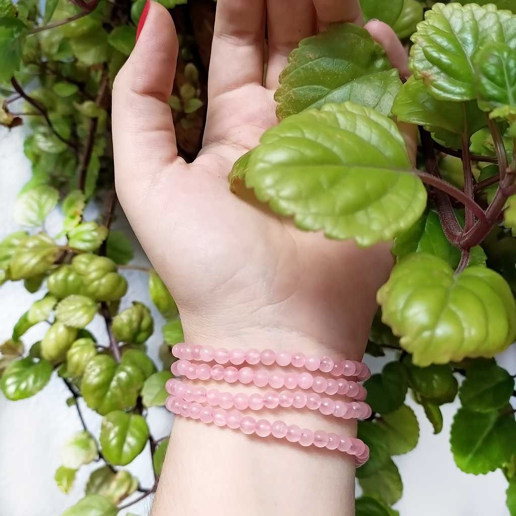 Pulsera elástica de Cuarzo Rosa facetada 4 mm. Pulsera elástica de Cuarzo Rosa facetada 4 mm.