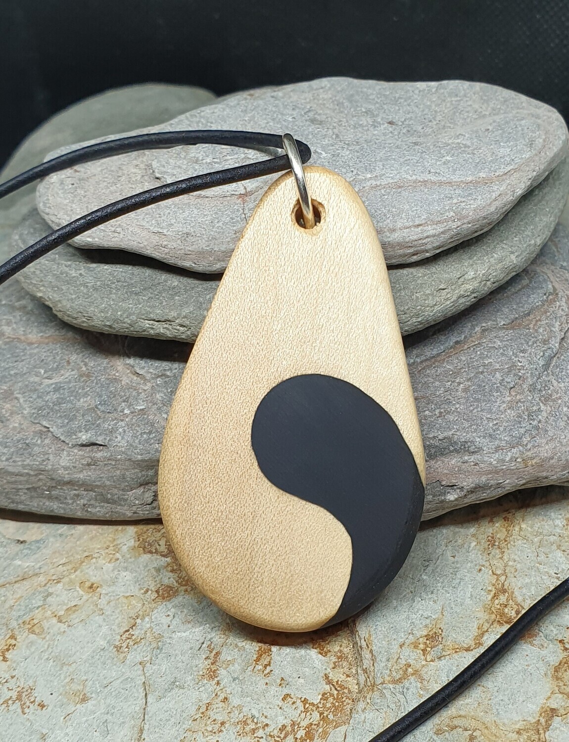 Sycamore &amp; carbon black