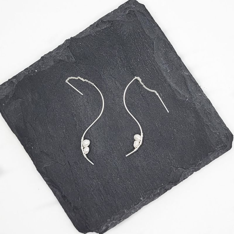 Curve Sterling Earrings - Pearl