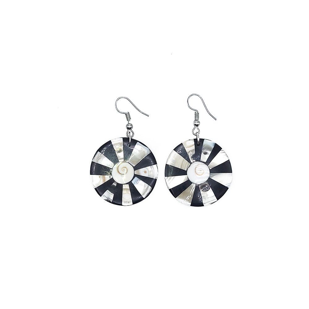 Halo Shell Earrings Halo Shell Earrings