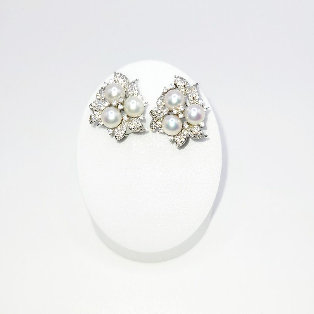 Pearl Earrings - Bouquet