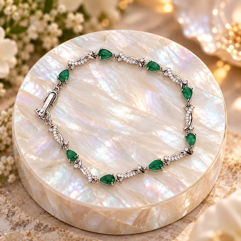 Elven Dewdrop Emerald Bracelet