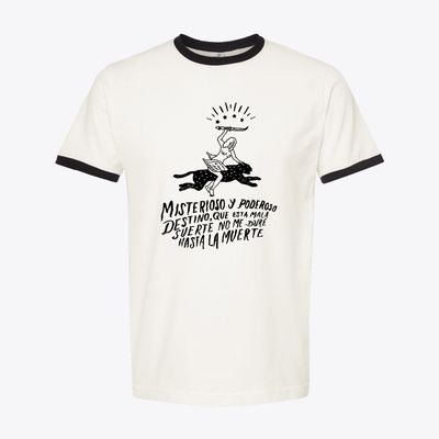 Misterioso y Poderoso Folklore Ringer Tee