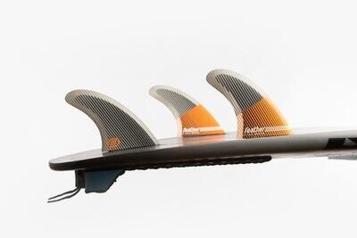 FEATHER FINS ULTRALIGHT BLACK HEXA CORE HC ORANGE. DUAL TAB