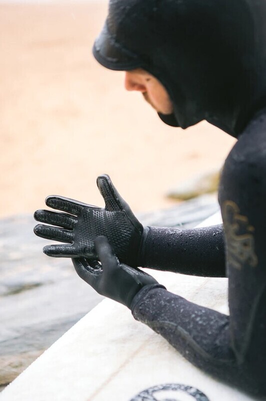 WIRED 2MM GLOVES