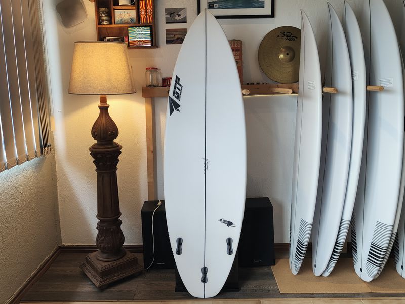GTF Surfboards - Shotbomb 5´8´´ G-FLEX