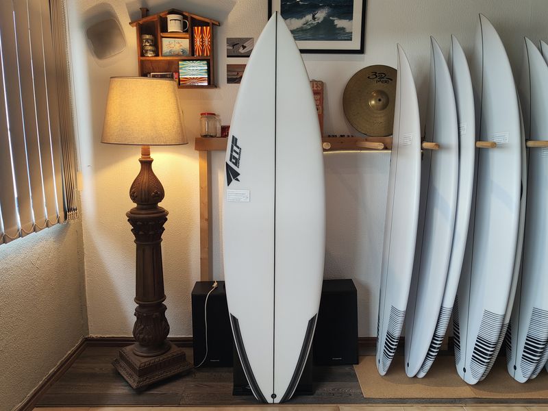 GTF Surfboards - Faísca 5´10´´ GTF Surfboards - Faísca 5´10´´