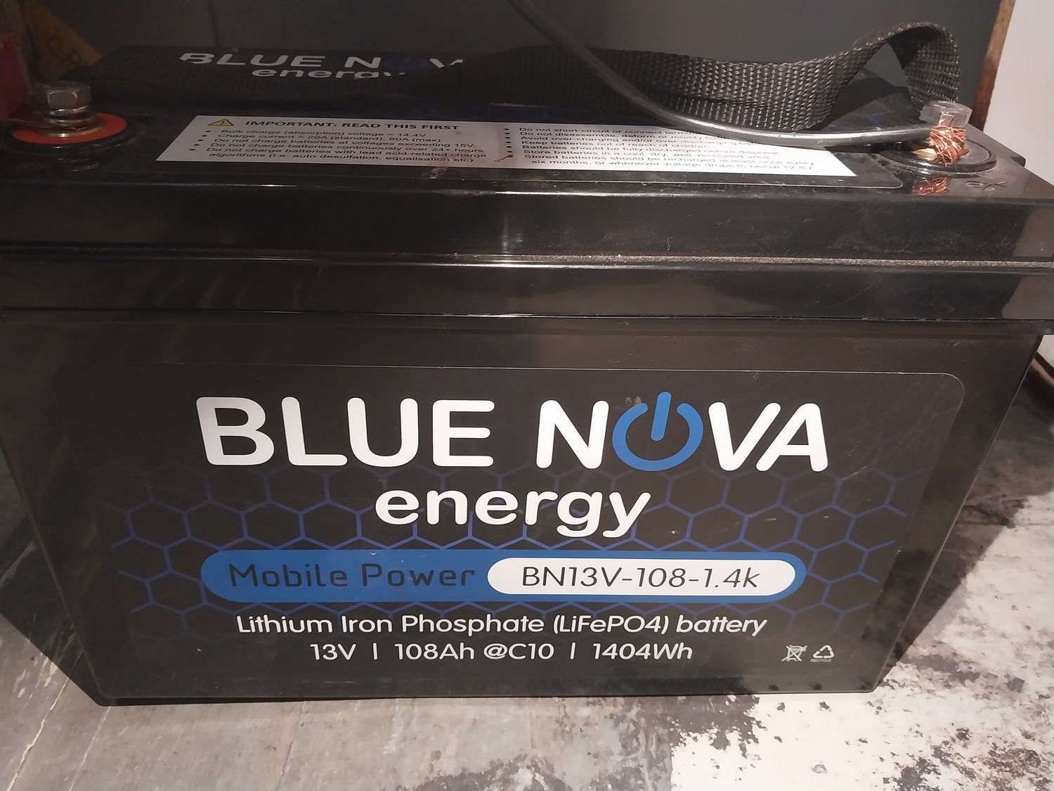 Great second hand 12.8V 108AH 1.4KWH blue Nova lifepo4 battery with 100% capacity