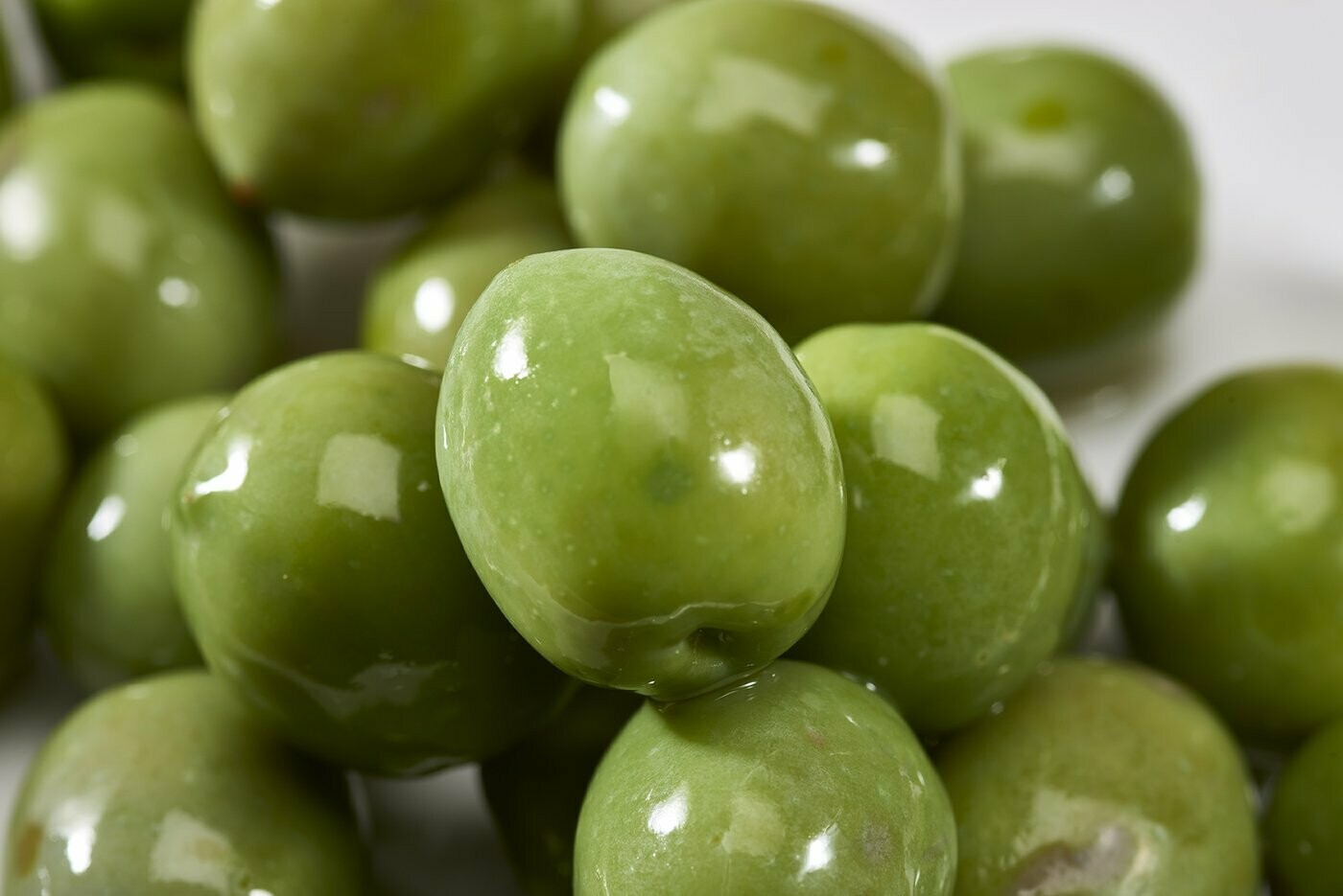 CASTELVETRANO OLIVES - PITTED 2 LBS
