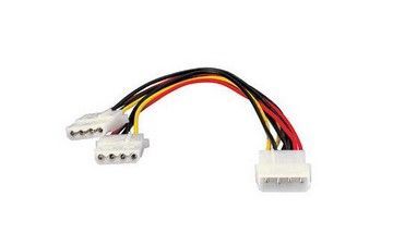 Y-Stromadapter 4 pin. Molex Stecker an 2x 4 pin P4 Buchse Y-Stromadapter 4 pin. Molex Stecker an 2x 4 pin P4 Buchse