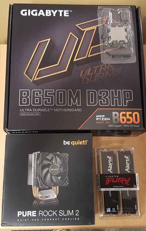 Aufrüstkit AMD Ryzen 7 7700 So. AM5 Tray, Gigabyte Mainboard B650M D3HP u. 32 GB DDR5 Kingston Fury Beast