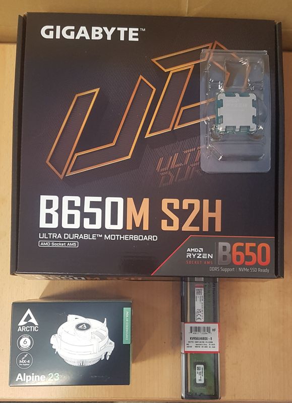 Aufrüstkit AMD Ryzen 5 7500F So. AM5 Tray, Gigabyte Mainboard B650M S2H u. 8 GB DDR5 Kingston Value PC5600