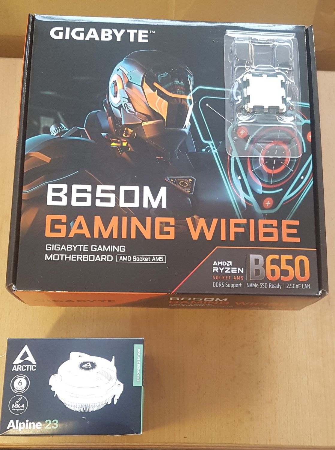 Aufrüstkit AMD Ryzen 5 7500F So. AM5 Tray, Gigabyte Mainboard B650M Gaming WIFI6E ohne Arbeitsspeicher