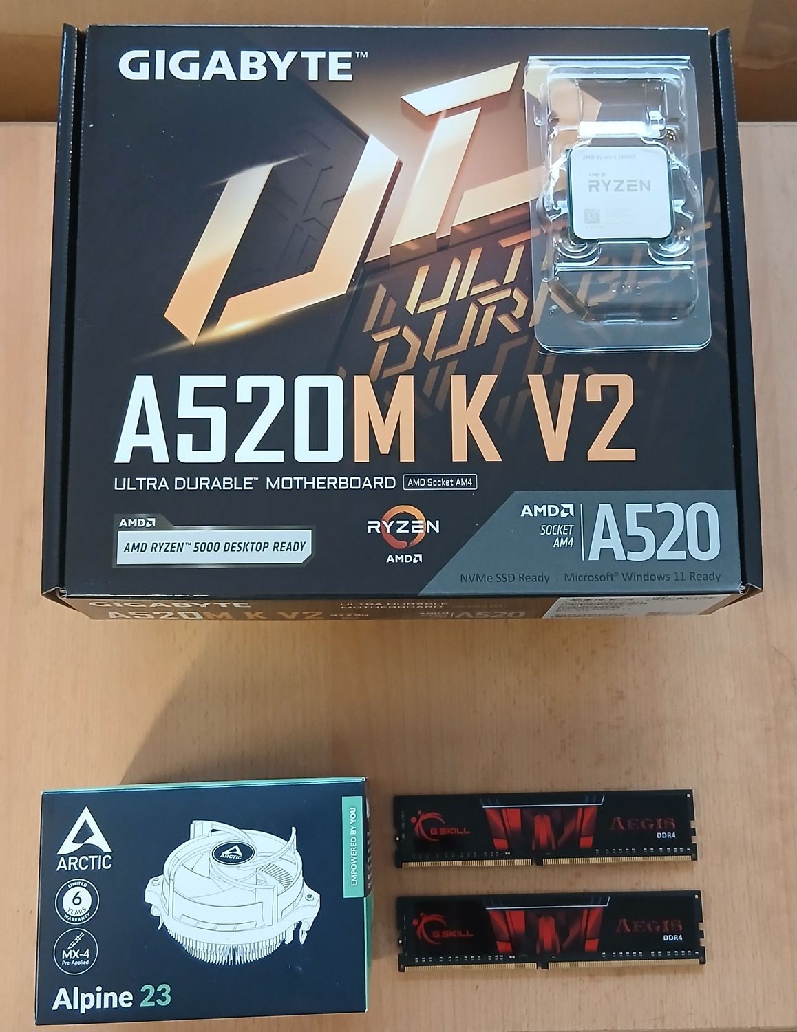 Aufrüstkit AMD Ryzen 5 5500GT So. AM4 Tray, Gigabyte Mainboard A520M K V2 u. 16 GB G.Skill Aegis PC3200 - incl. Grafik