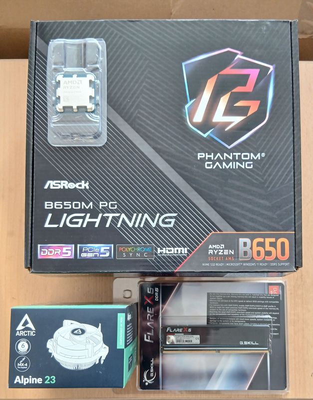 Aufrüstkit AMD Ryzen 5 9600X So. AM5 Tray, ASRock  Mainboard B650M Phantom Gaming Lightning u. 8 GB G.Skill Flare X5