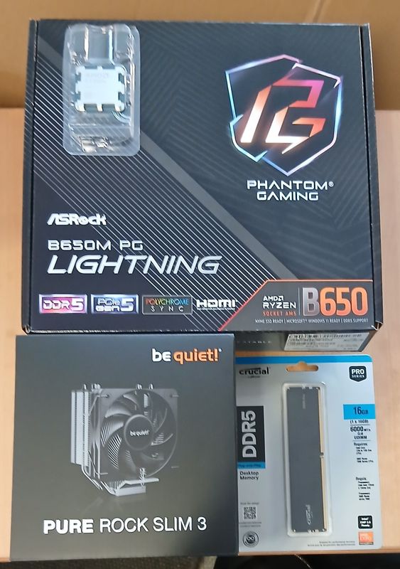 Aufrüstkit AMD Ryzen 7 8700F So. AM5 Tray, ASRock  Mainboard B650 Phantom Gaming Lightning u. 32 GB Crucial PRO 6000 MHz
